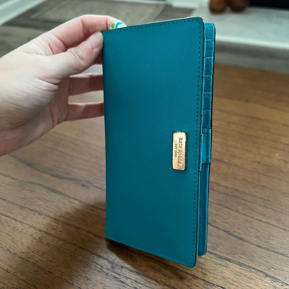 Kate Spade Turquoise Wallet
